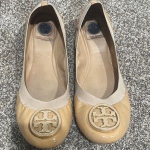Tory Burch flat neutral size 9